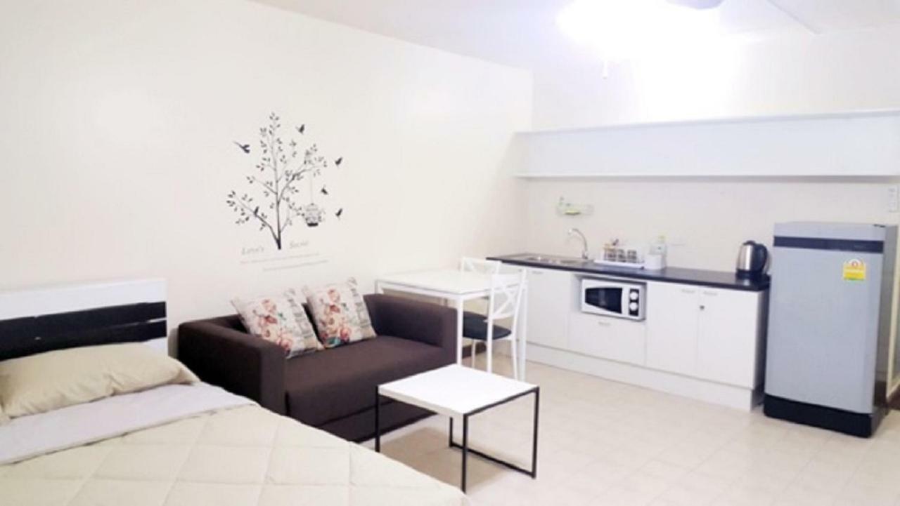 Condo C4 IMPACT Nonthaburi Esterno foto