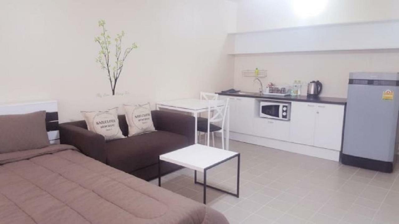 Condo C4 IMPACT Nonthaburi Esterno foto